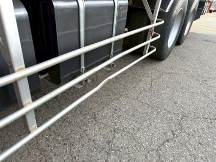 22t仕様　3軸高床　アルミブロック平ボデー