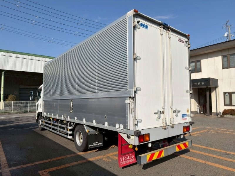 増トン　アルミウイング