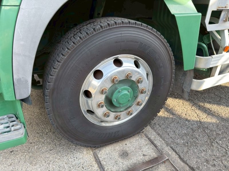 25t仕様　３軸高床　アルミブロック平ボデー