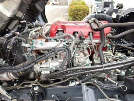 ４t　ワイド　格納ゲート付冷凍バン