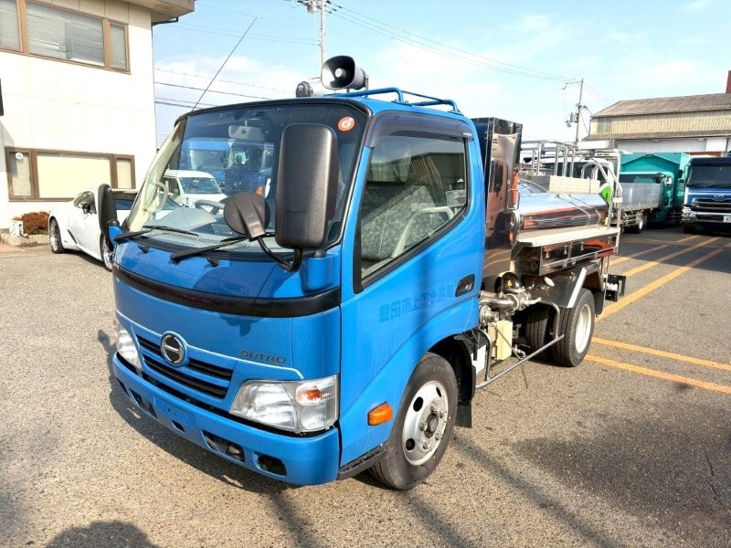 給水車