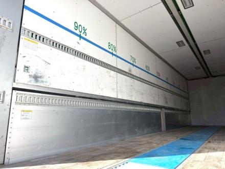 25t仕様　4軸低床　アルミウイング