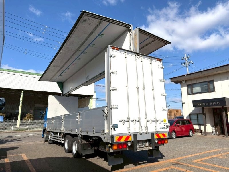 25t仕様　4軸低床　アルミウイング