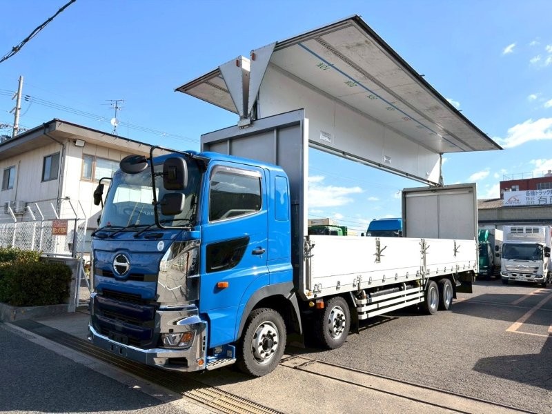 25t仕様　4軸低床　アルミウイング