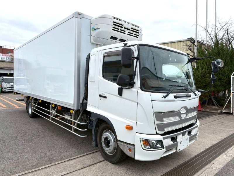 増々トン　ワイド　格納ゲート付　冷凍バン