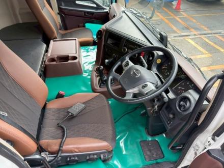 22t仕様　バラ麦運搬車