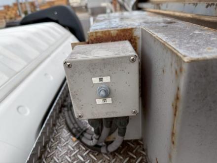 22t仕様　バラ麦運搬車