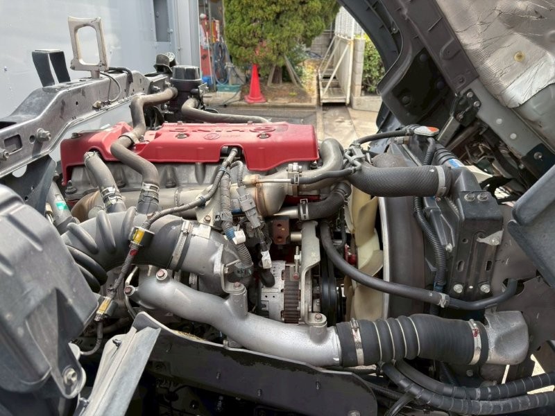 増トン　アルミウイング　ワイド　L＝6.2