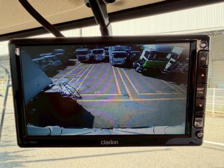 ４t　ワイド　格納ゲート付冷凍バン