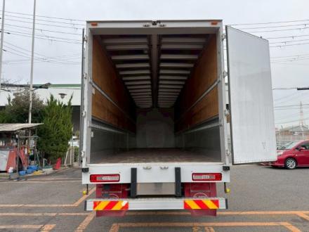 25t仕様　３軸高床　アルミウイング