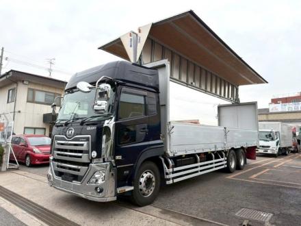 25t仕様　３軸高床　アルミウイング