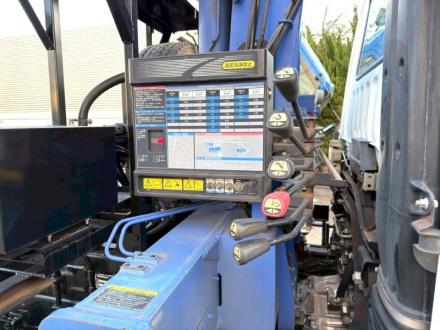 増々トン　クレーン付アームロール