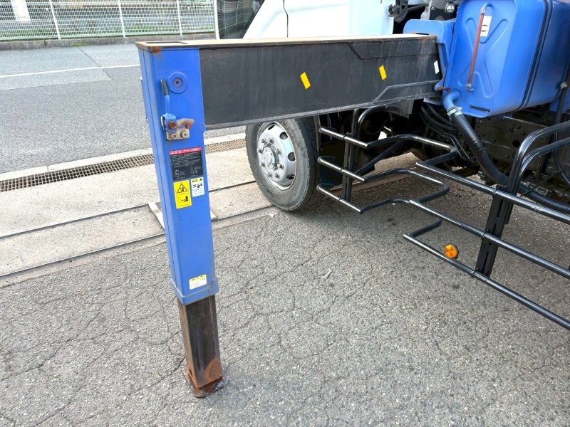 増々トン　クレーン付アームロール