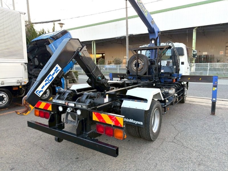 増々トン　クレーン付アームロール