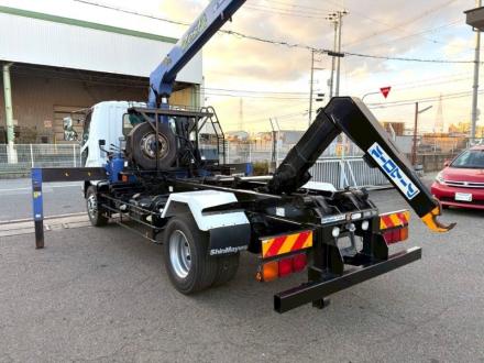 増々トン　クレーン付アームロール