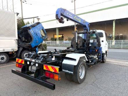 増々トン　クレーン付アームロール