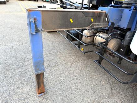 増々トン　クレーン付アームロール