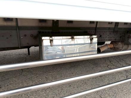 増々トン　ワイド　格納ゲート付冷凍バン