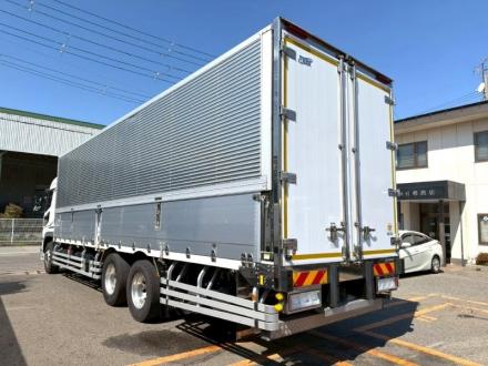 25t仕様　３軸高床　アルミウイング