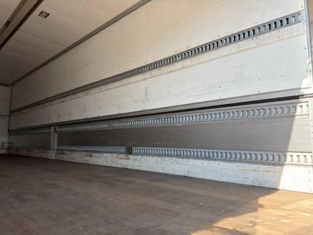 25t仕様　３軸高床　アルミウイング